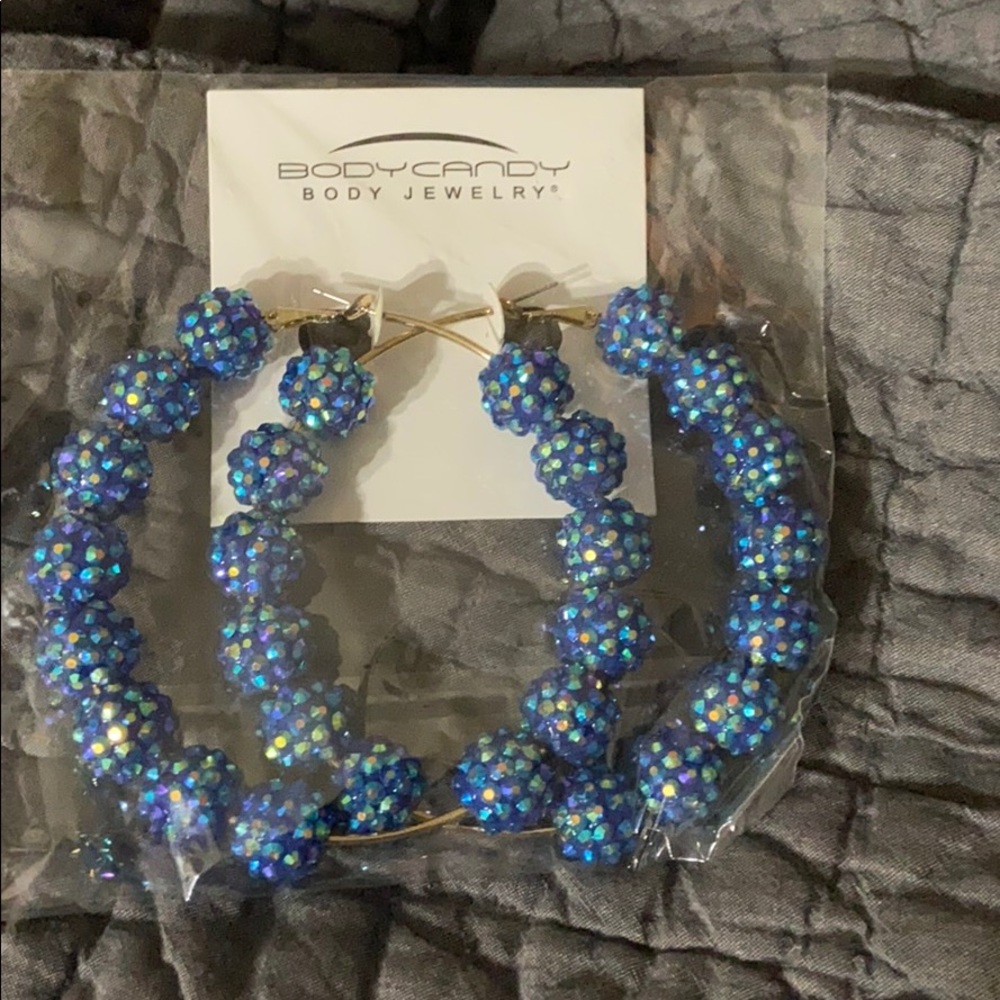 Beautiful beaded earrings!!